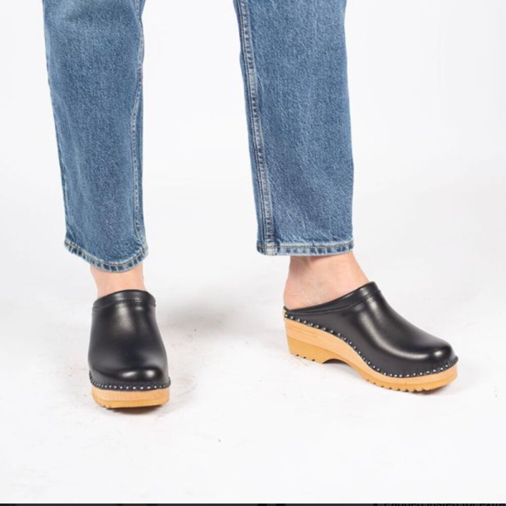Troentorp Rembrandt Black Clogs, Women's size 39 (US Women’s 8.5/9 / Men’s 6) - Picture 11 of 15